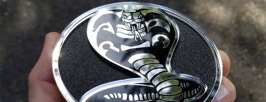 Textured Chrome Round Cobra Emblem